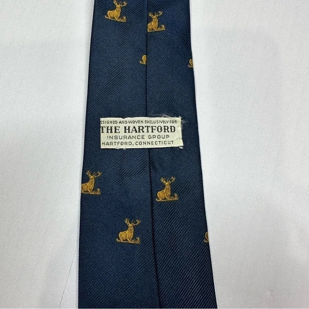 THE HARTFORD Navy Blue Embroidered Stag Tie